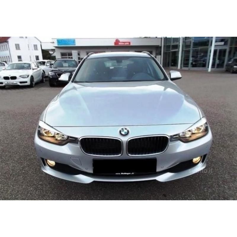 Bmw 320 d TOURING C. AUTOMATICO NAVI PDC