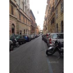 ROMA LOCALE di MQ26 SU STRADA AD.UNIV."LaSapienza"