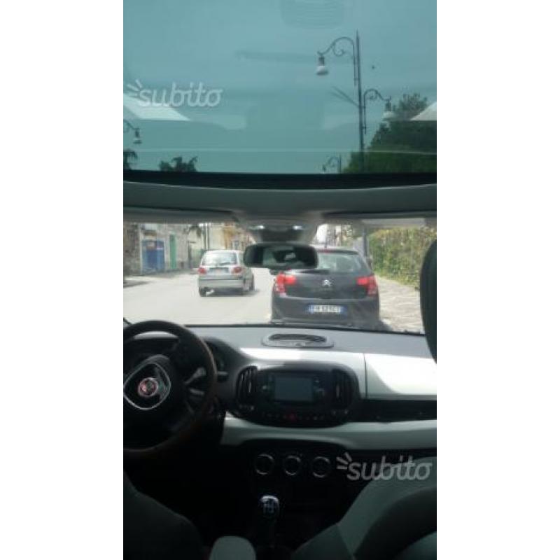 Stupenda Fiat 500l trekking navi e tetto