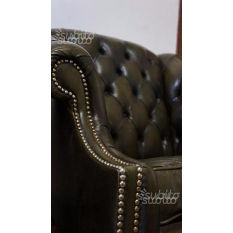 Coppia divano e sedia CHESTERFIELD vintage