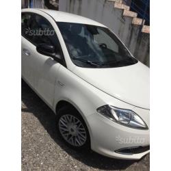 Tappezzeria lancia ypsilon 2015