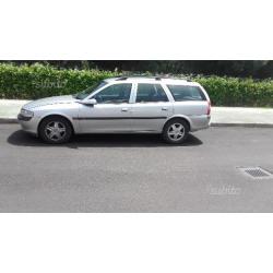 OPEL Vectra 1.6 metano 2002