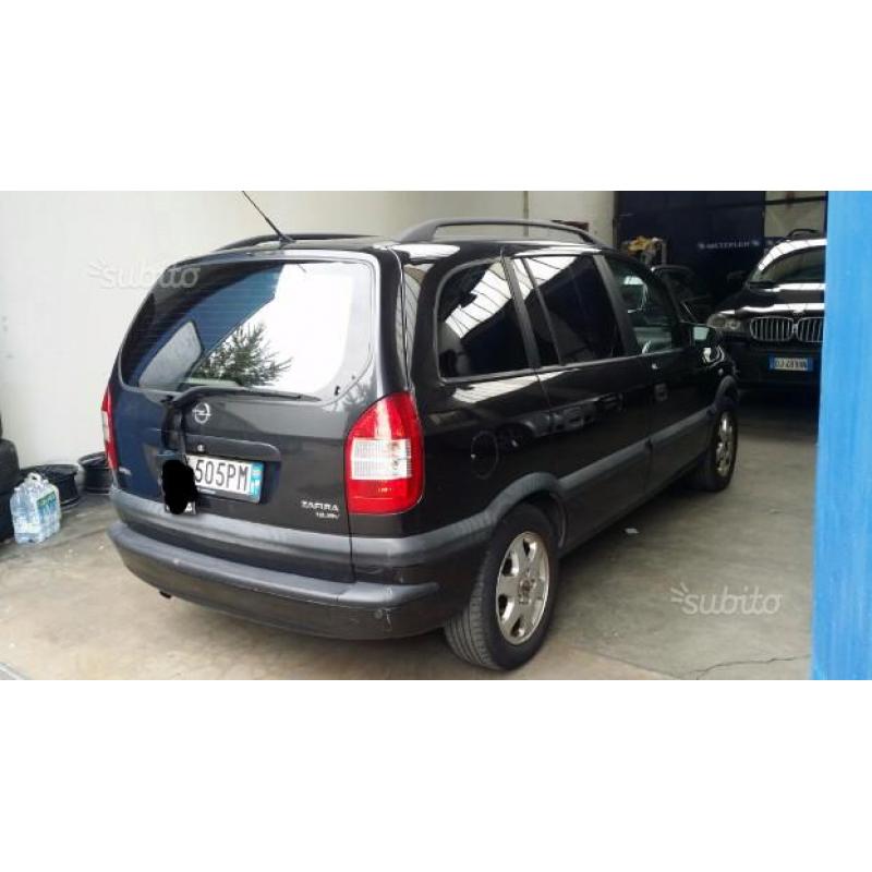 Opel Zafira auto caro 4 posti perfetta km 118 000