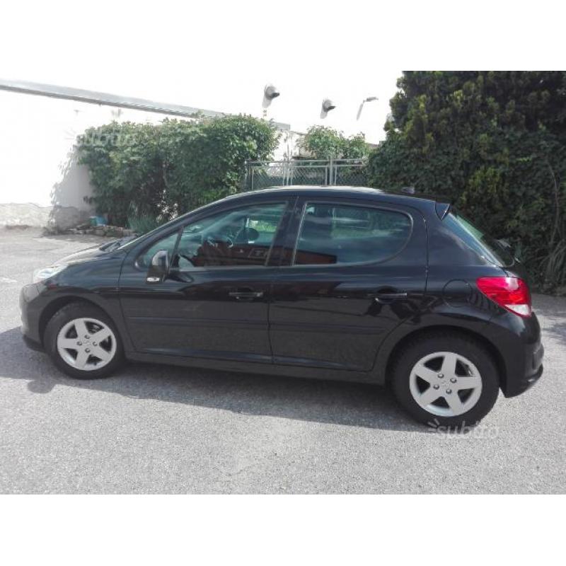 Peugeot 207 HDi 1.4 75 cv -11/2009