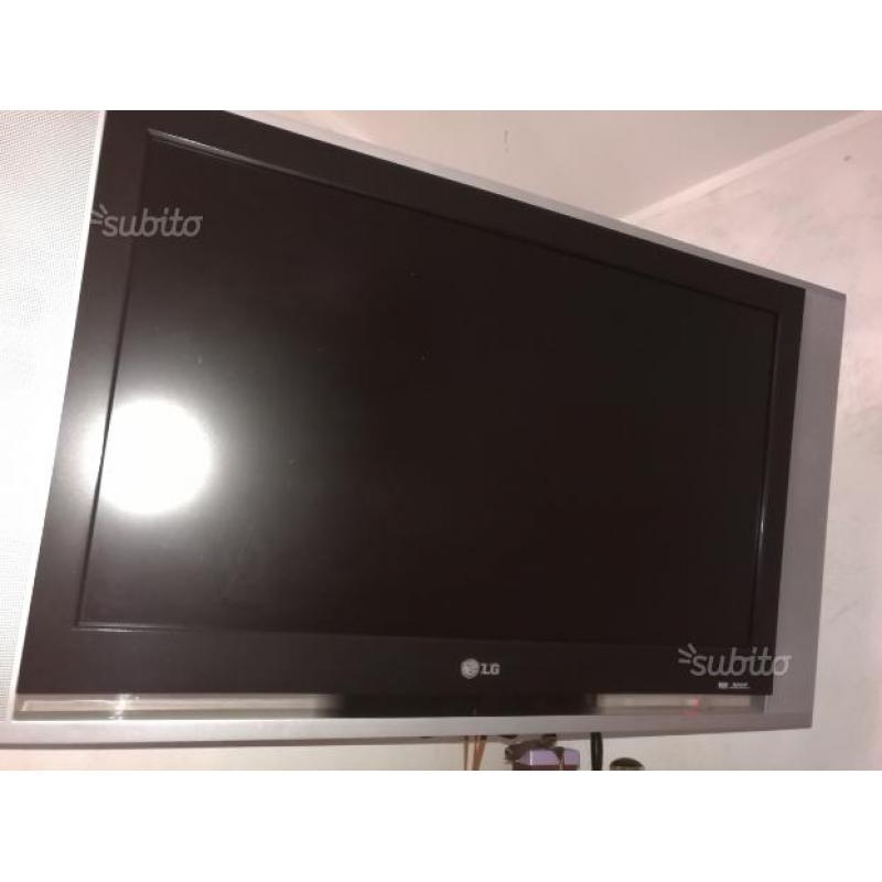 Tv lcd 32" LG +decoder dvd usb hdmi