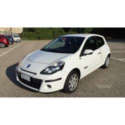 Renault Clio 1.2 16V 3 porte GPL Yahoo - 2012