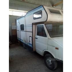 Camper senza targhe