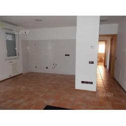 Sant'arcangelo(RN) appartamento+scoperto+garage