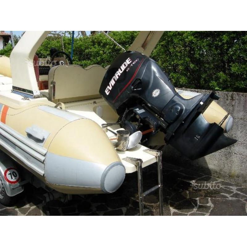 Solemar B54 Super Vip - Evinrude E-tec 90cv