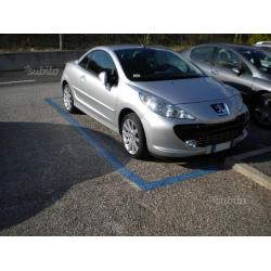 Peugeot 207 CC Decappotabile Allestimento Féline