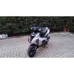 Aprilia sr r