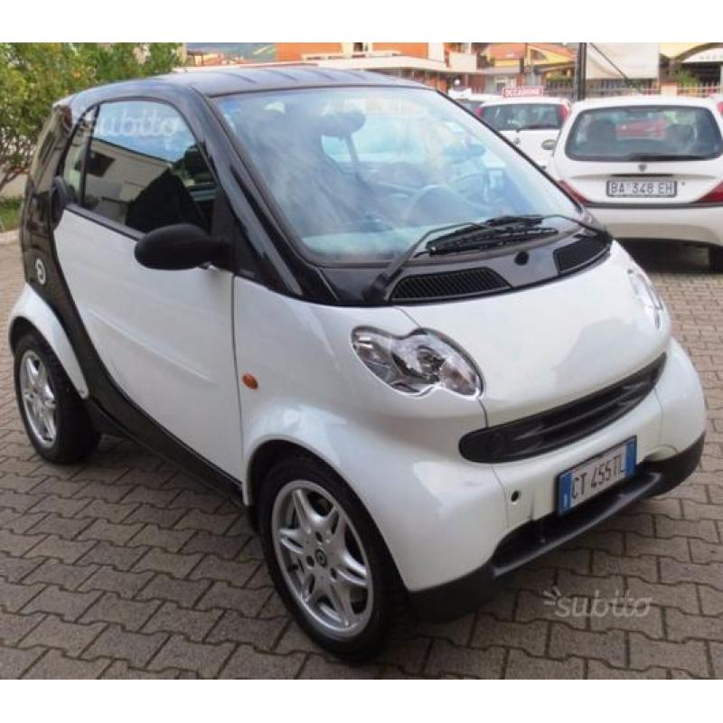 SMART ForTwo 800 coupé pure cdi