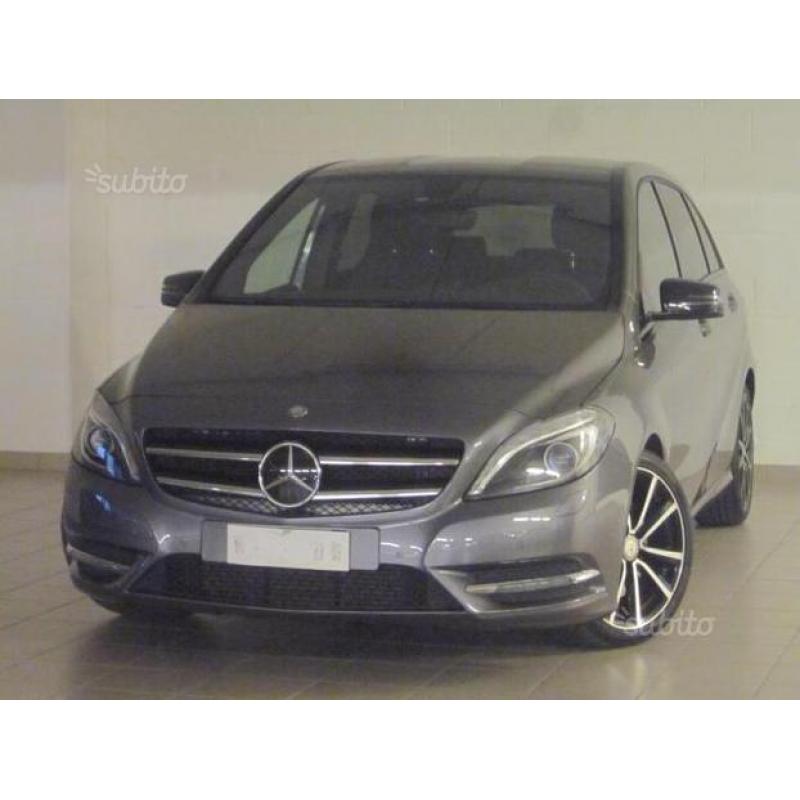 Mercedes-Benz Classe B B 250 BlueEFFICIENCY Premiu