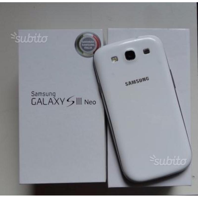 Samsung Galaxy Slll Neo bianco