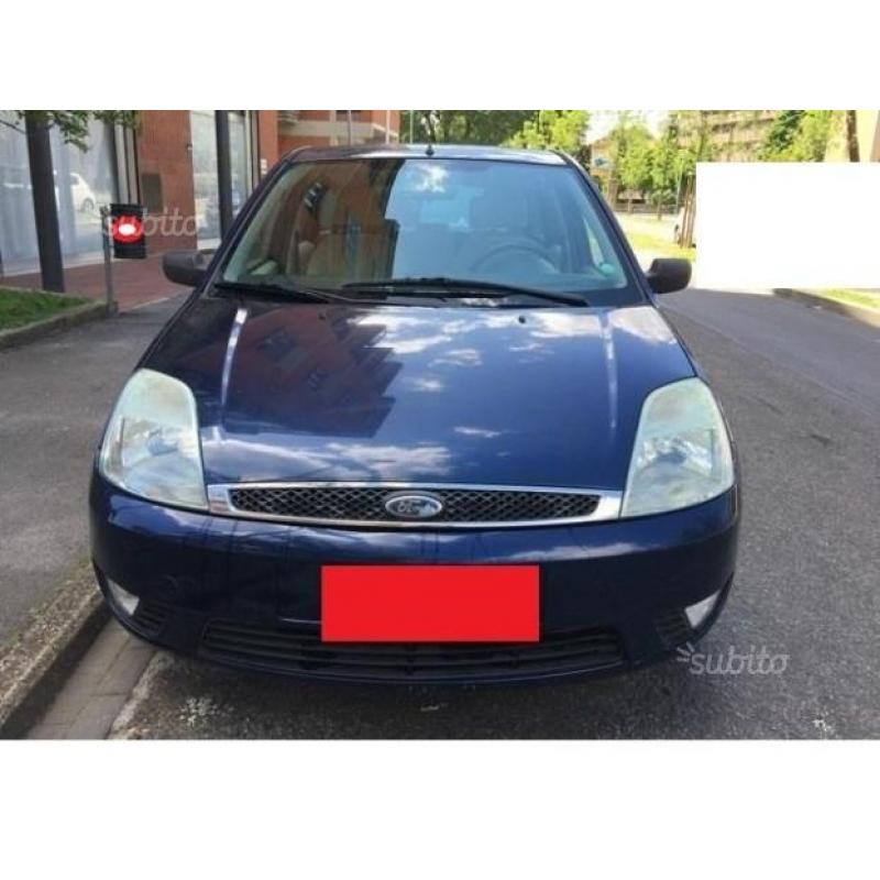 FORD Fiesta 1.4 Benz.- 2004 - Ghia (EU 4 ) Clima