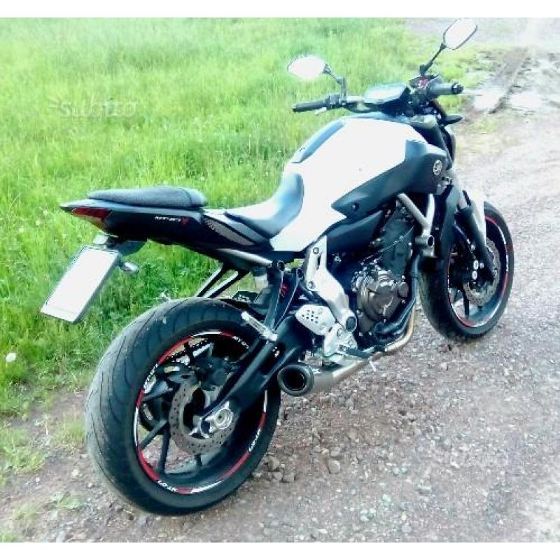 Yamaha MT-07 - 2015