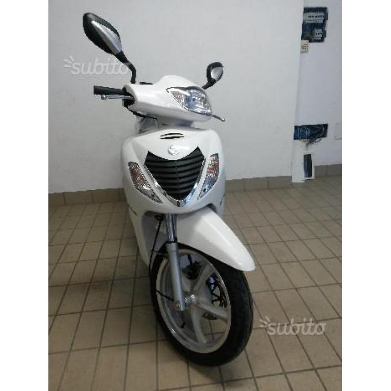 Scooter 50cc - 2 tempi Wind BIANCO - 2016