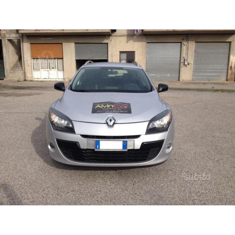 RENAULT Mégane 1.5 DCI SporTor - 2011