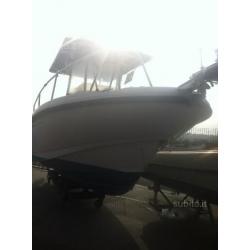 Boston Whaler Outrage 23