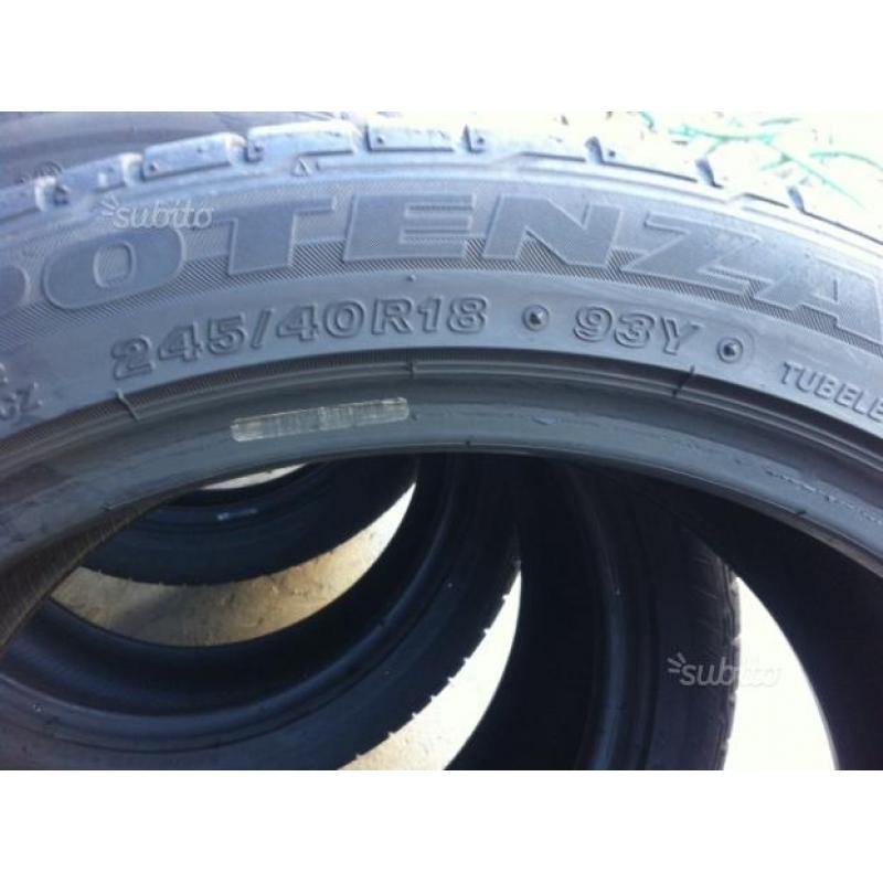 Treno gomme bridgestone 245/40/18