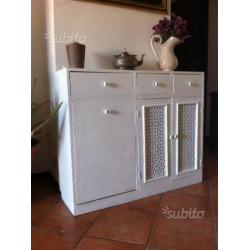 Piccola Credenza