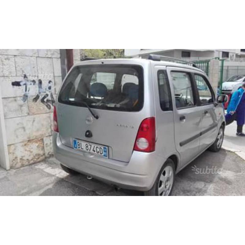 Opel Agila 12/ con clima