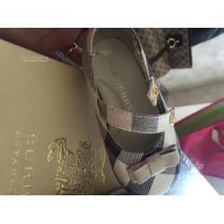 Burberry scarpe