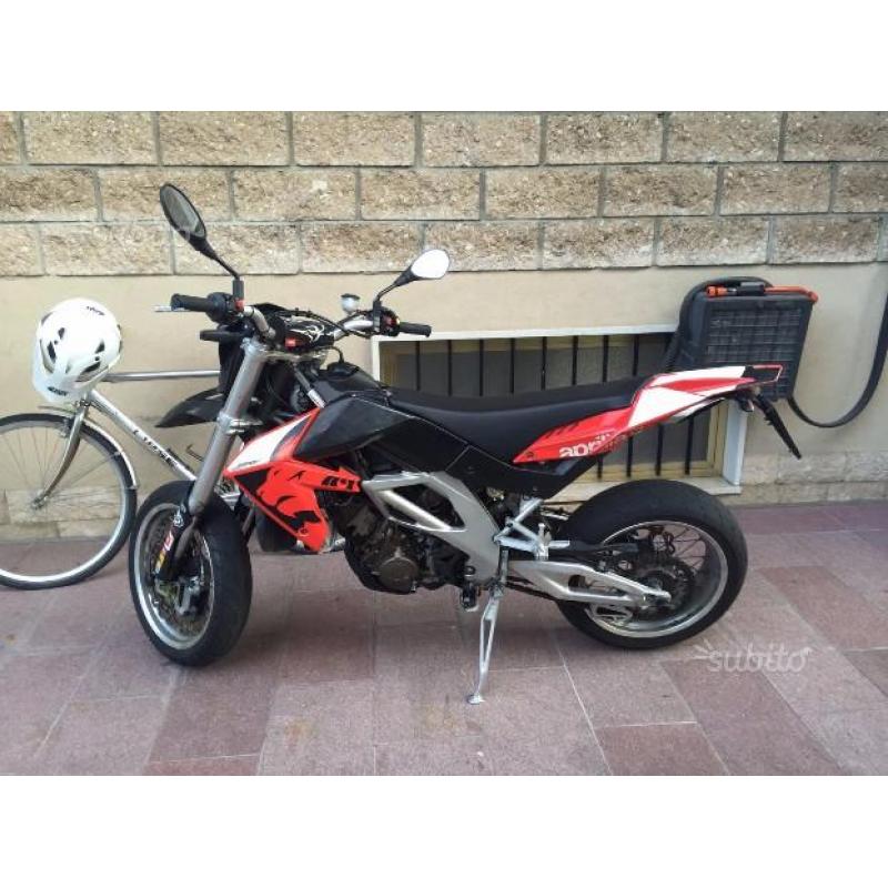 Aprilia SXV 4.5 - 2009