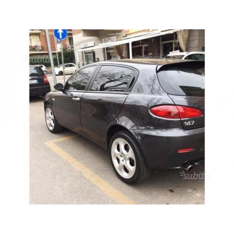 Alfa Romeo 147 JTDm 1.9 - 2008