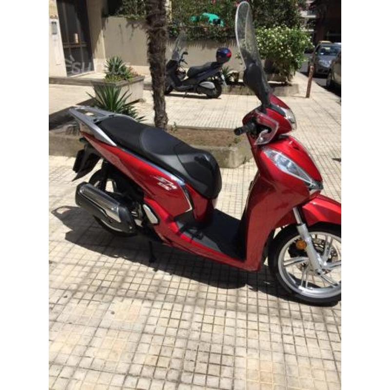 Honda sh300-2015