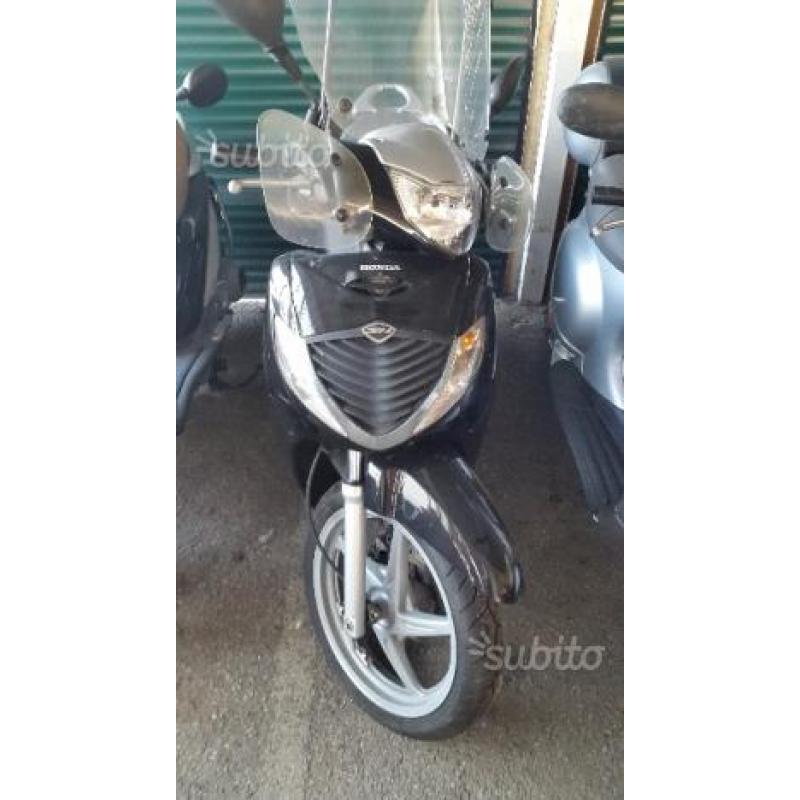 Honda SH 150 - 2007, 1200 poco trattabile