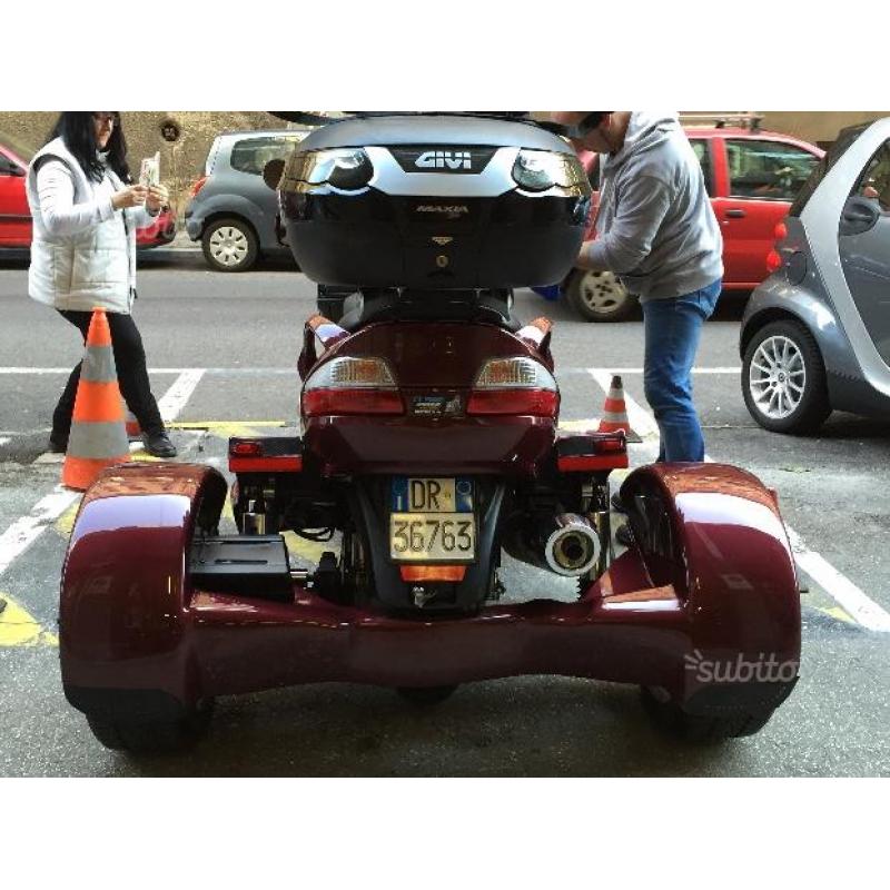 ScooterTrike su base Suzuki Burgman 650 - 2010