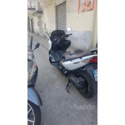 Yamaha T Max - 2009