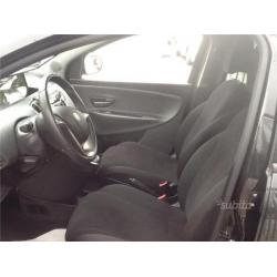 Lancia Ypsilon 1.2 69 CV 5 porte Gold - 2015