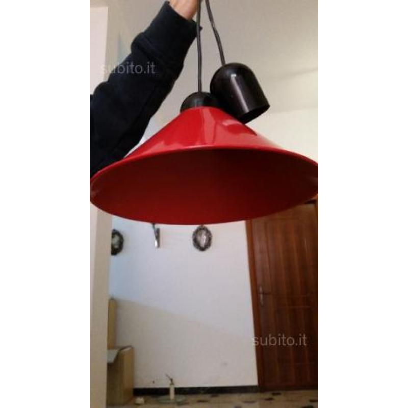 Lampadario rosso