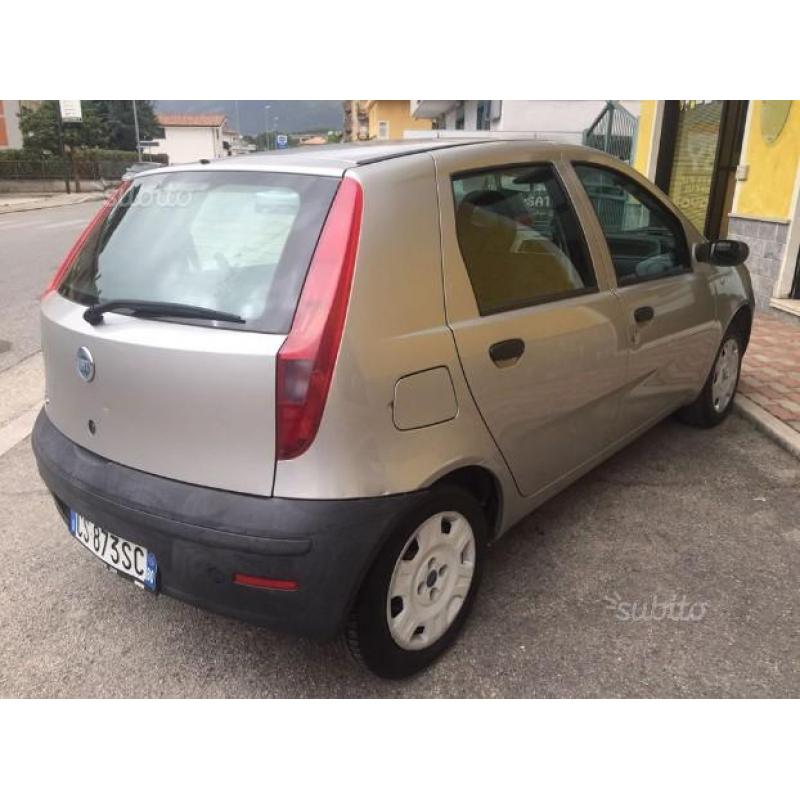 FIAT Punto -2005- GPL