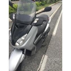 X-max 250cc