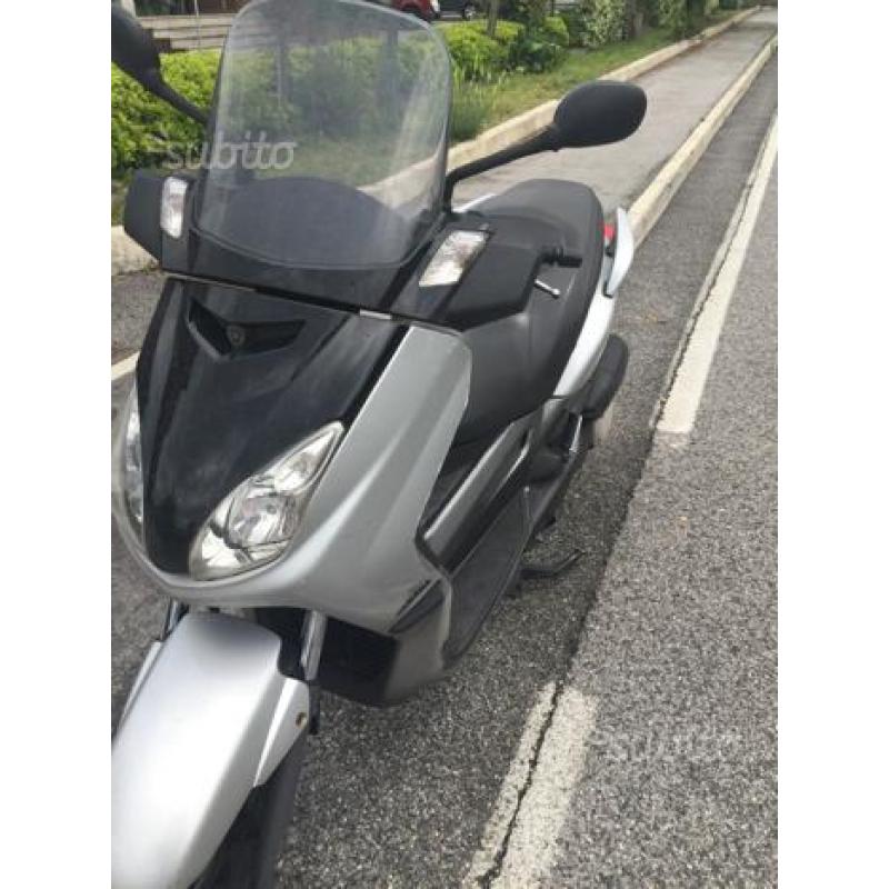 X-max 250cc