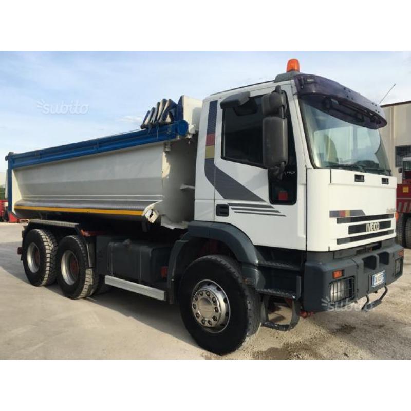 Camion Iveco 380E37