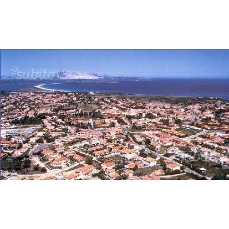 San teodoro appartamento centro 300 / 450 euro