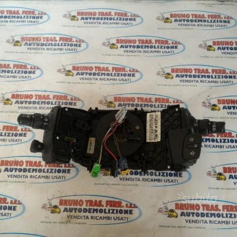 DevioLuci Renault Scenic 2007 8200127728