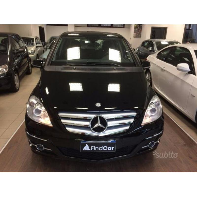 MERCEDES-BENZ B 180 CDI Premium NAVI-IVA ESPOSTA