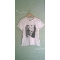 T-Shirt 15,00