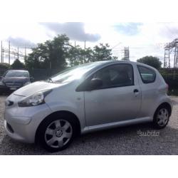 AYGO 1.0 SOL (moltobella)(garantita)(super prezzo)