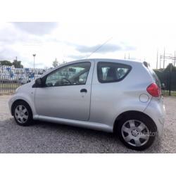 AYGO 1.0 SOL (moltobella)(garantita)(super prezzo)