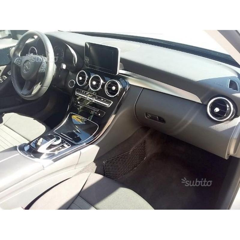 Mercedes C 180 BlueTEC Exec. NAVI   CAMBIO AUTOM