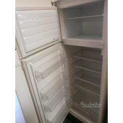 Frigo con mobile