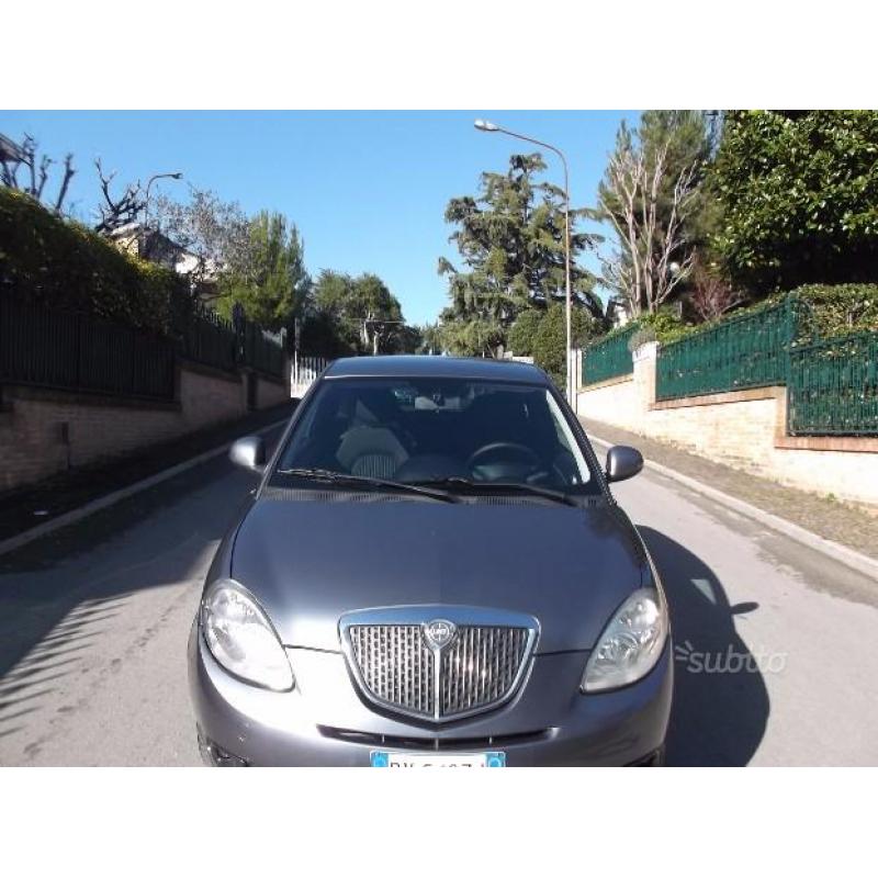 LANCIA YPSILON 1.2 a METANO 2009