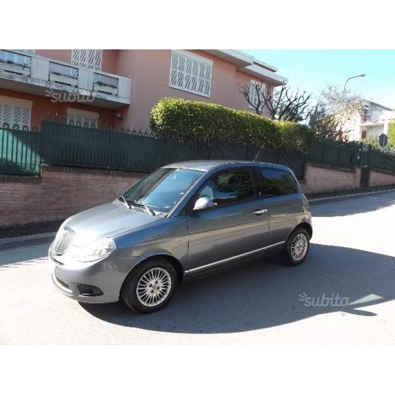 LANCIA YPSILON 1.2 a METANO 2009