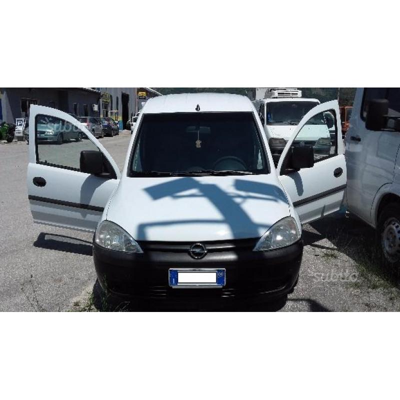 OPEL Combo Tour - 2004 coibentato con frigo